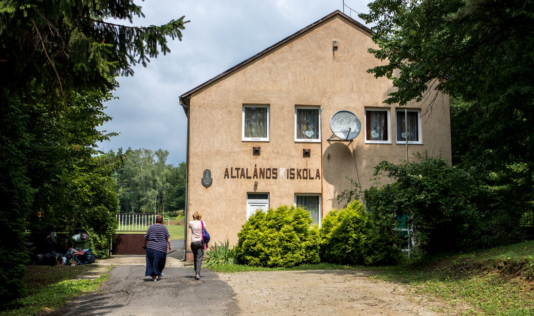 Bázakerettye iskola